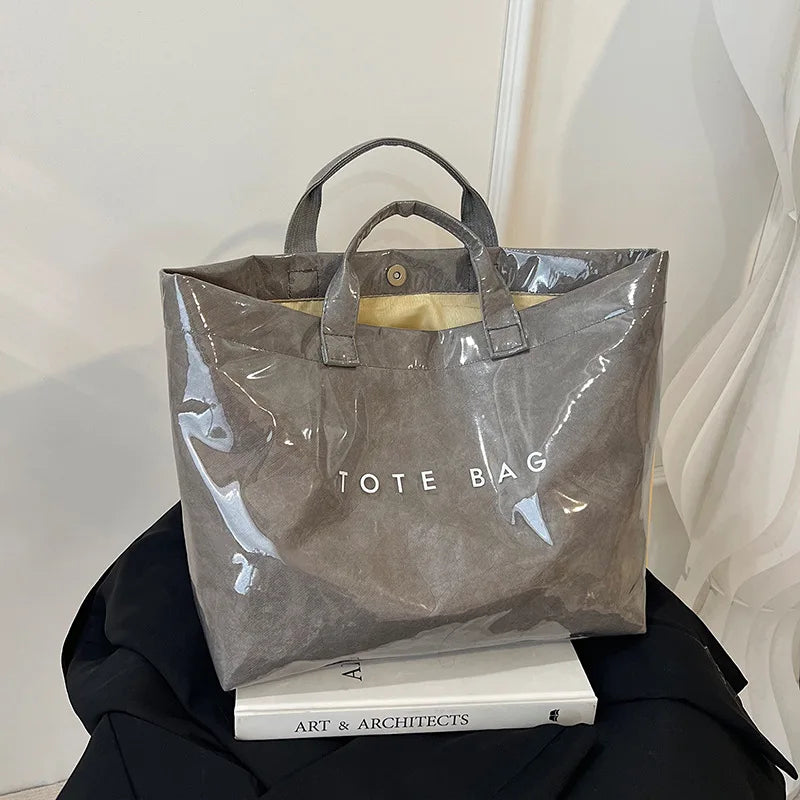 The Tote Everyone's Packing This Summer