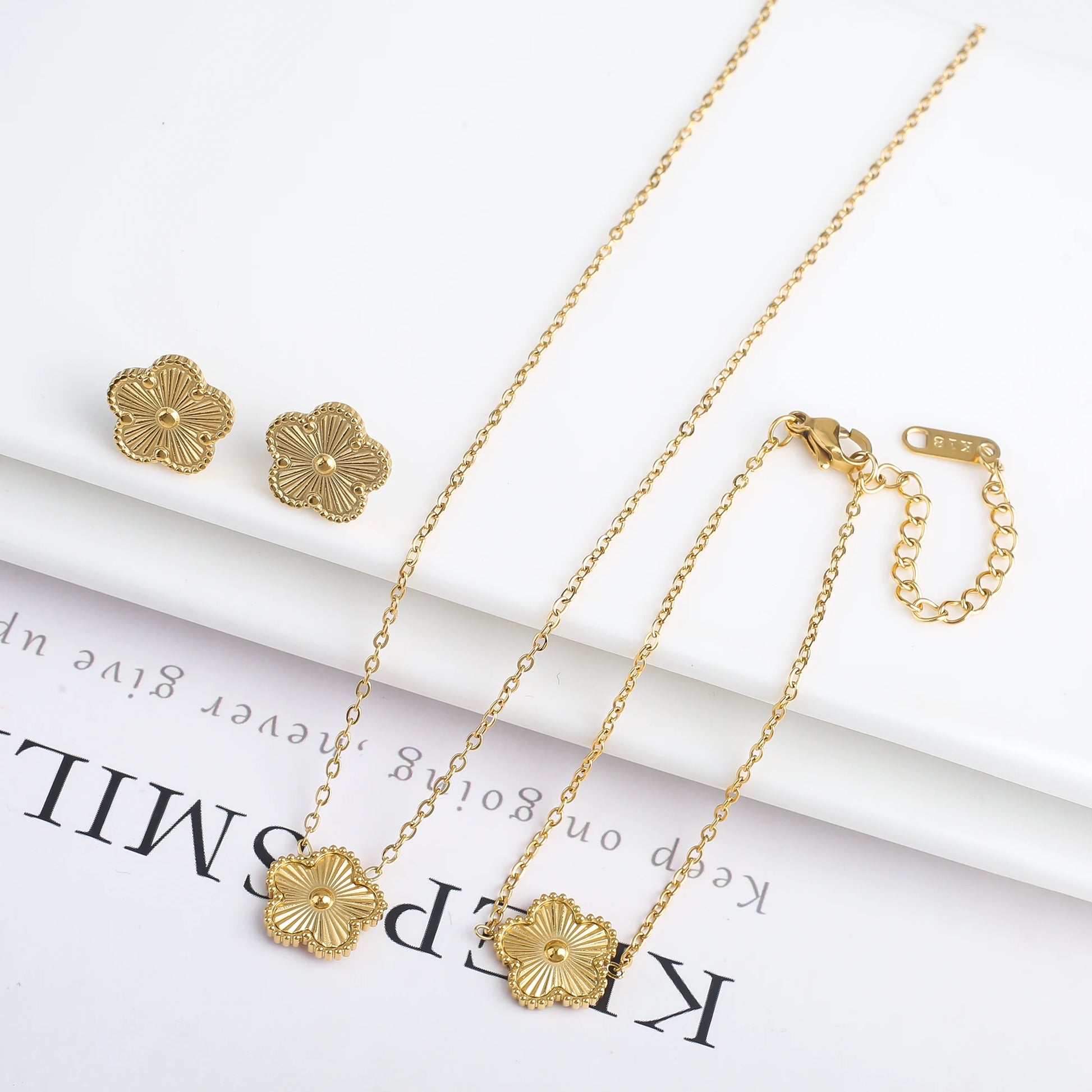Simple 316L Stainless Steel Flower Five Leaf Necklace Bracelet Earrings 18K Gold Plated Jewelry Set for Women Girl 
