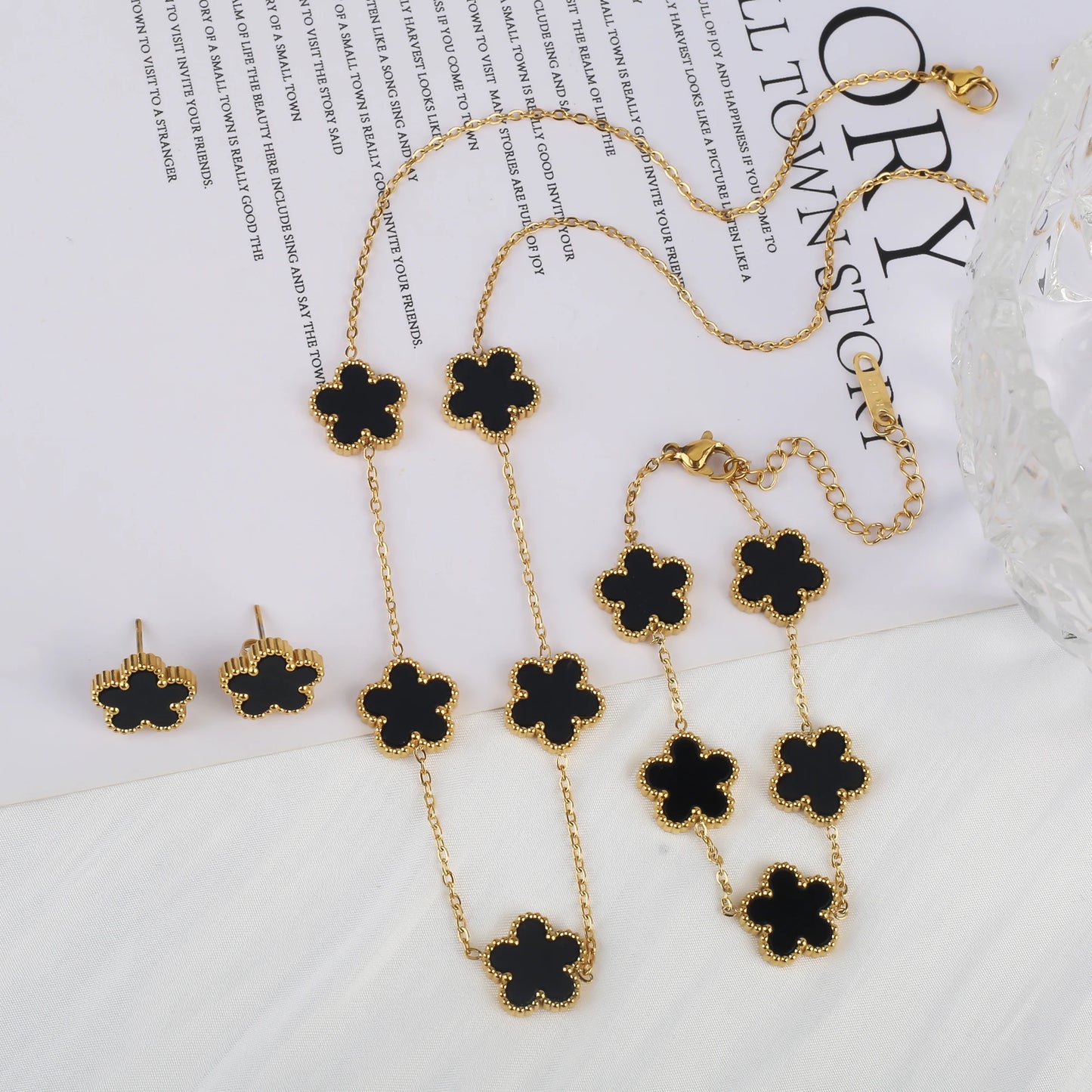 Simple 316L Stainless Steel Flower Five Leaf Necklace Bracelet Earrings 18K Gold Plated Jewelry Set for Women Girl 