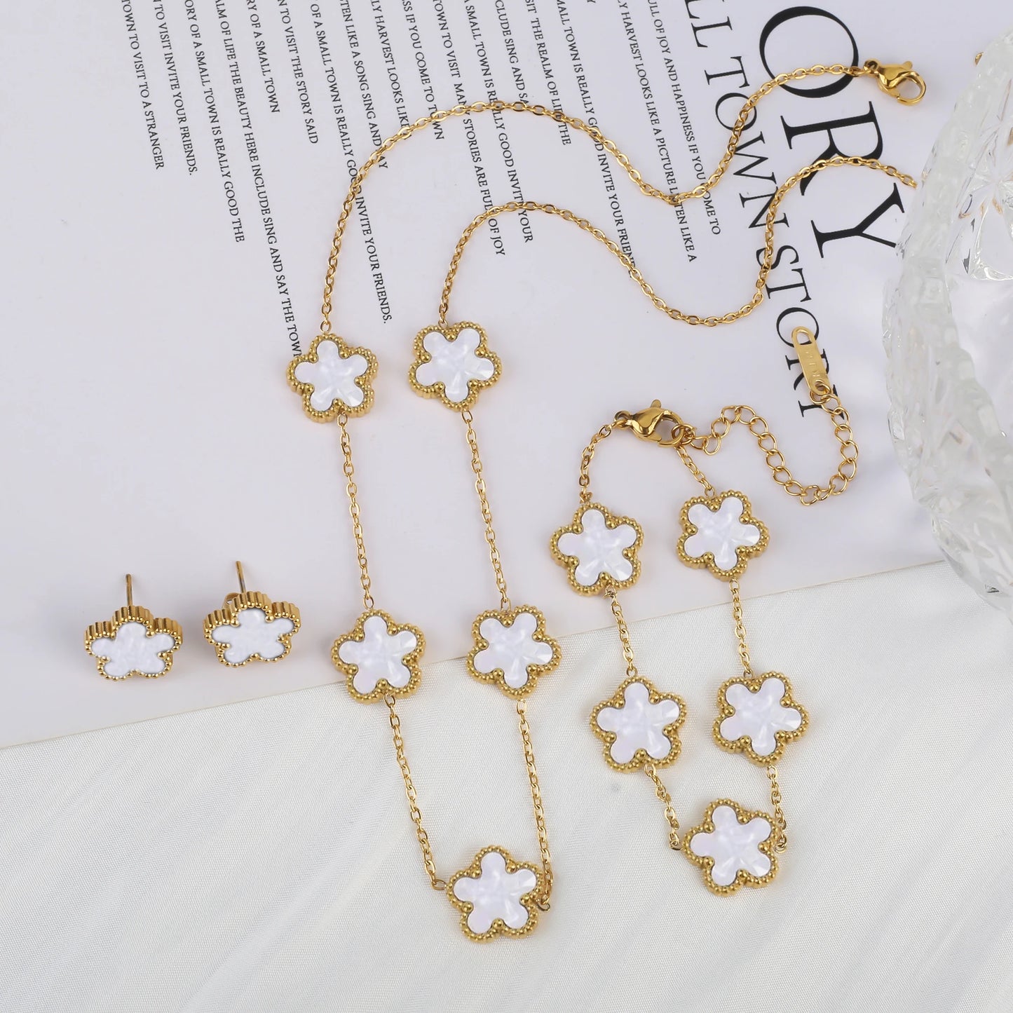 Simple 316L Stainless Steel Flower Five Leaf Necklace Bracelet Earrings 18K Gold Plated Jewelry Set for Women Girl 